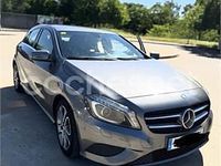 Begagnad Mercedes B180 109 HK (80 kW) 2015 Grå Minibuss