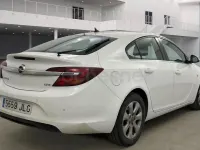 Usado Opel Insignia Business 136 CV (100 kW) 2017 Blanco Berlina