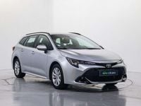Usado Toyota Corolla Active 140 CV (102 kW) 2024 Plateado Familiar