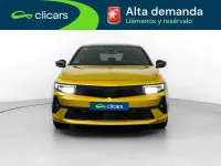 Usado Opel Astra GS Line 131 CV (96 kW) 2022 Amarillo Utilitario