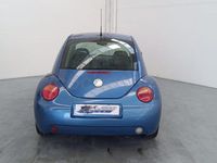Usado VW New Beetle 90 CV (66 kW) 1999 Azul Utilitario