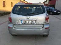 Usado Toyota Corolla Verso Luna 116 CV (85 kW) 2004 Gris / plata Monovolumen