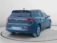 Usado VW Golf VIII Life 116 CV (85 kW) 2023 Gris / plata Berlina