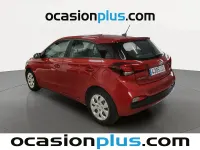 Usado Hyundai i20 75 CV (55 kW) 2019 Rojo Utilitario