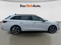 Usado Seat Leon FR 150 CV (110 kW) 2025 Blanco Familiar