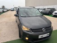 Usado VW Touran 140 CV (102 kW) 2012 Gris / plata Monovolumen