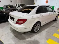 Usado Mercedes C200 Avantgarde 136 CV (100 kW) 2012 Blanco Berlina