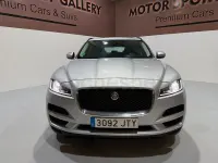 Usado Jaguar F-Pace Prestige 180 CV (132 kW) 2016 Gris / plata SUV