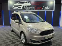 Usado Ford Tourneo Courier Ambiente 95 CV (69 kW) 2014 Beige Monovolumen