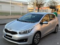 Usado Kia Ceed GT 136 CV (100 kW) 2016 Gris / plata Berlina