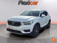 Usado Volvo XC40 Momentum 150 CV (110 kW) 2019 Blanco SUV