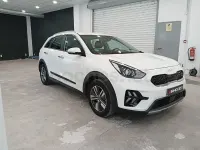 Usado Kia Niro 141 CV (103 kW) 2022 Blanco SUV