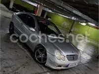 Käytetty Mercedes C200 122 HP (89 kW) 2004 Harmaa Sedan