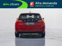Usado Skoda Scala 95 CV (69 kW) 2022 Rojo Utilitario