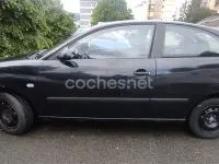 Usado Seat Ibiza Stella 75 CV (55 kW) 2002 Negro Utilitario