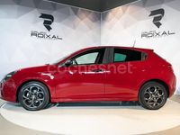 Usado Alfa Romeo Giulietta 120 CV (88 kW) 2020 Rojo Utilitario