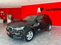 Usado Volvo XC40 Momentum 129 CV (94 kW) 2021 Negro SUV