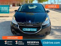 Usado Peugeot 208 Active 68 CV (50 kW) 2013 Negro Utilitario