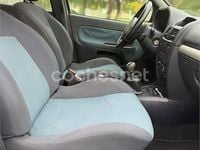 Usado Renault Clio II Authentique 75 CV (55 kW) 2006 Gris / plata Berlina