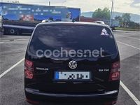 Usado VW Touran Highline 140 CV (102 kW) 2008 Negro Monovolumen
