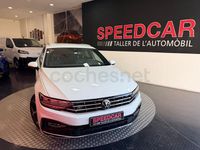 Usado VW Passat R-line 150 CV (110 kW) 2021 Blanco Familiar