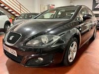 Usado Seat Leon Style 105 CV (77 kW) 2010 Negro Utilitario