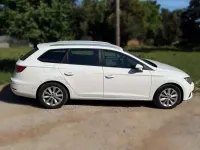 Usado Seat Leon ST Style 110 CV (80 kW) 2017 Blanco Familiar