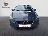 Usado Volvo V40 Momentum 120 HP (88 kW) 2017 Azul Sedan