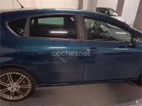 Usado Seat Leon Sport 140 CV (102 kW) 2006 Azul Utilitario