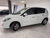Usado Renault Scénic III Dynamique 110 CV (80 kW) 2011 Blanco Monovolumen