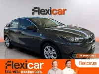 Usado Kia Ceed 136 CV (100 kW) 2023 Gris Utilitario