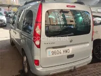 Usado Renault Kangoo Dynamique 110 CV (80 kW) 2012 Gris / plata Monovolumen
