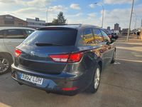 Usado Seat Leon Style 115 CV (84 kW) 2019 Gris Familiar