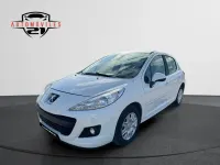 Begagnad Peugeot 207 68 HK (50 kW) 2013 Vit Sedan