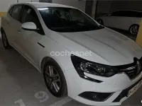 Usado Renault Mégane Business 90 CV (66 kW) 2016 Blanco Berlina