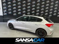 Usado Ford Focus Active 120 CV (88 kW) 2022 Gris / plata Berlina