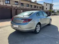 Usado Opel Insignia Selective 163 HP (119 kW) 2015 Cinzento Sedan
