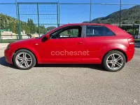 Usado Audi A3 105 CV (77 kW) 2008 Rojo Utilitario