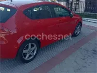 Usado Seat Leon Copa 105 CV (77 kW) 2011 Rojo Utilitario