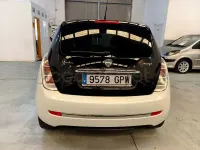 Usado Lancia Ypsilon 75 CV (55 kW) 2009 Blanco Utilitario