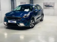 Usado Kia Niro 141 CV (103 kW) 2018 Azul SUV