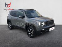 Usado Jeep Renegade Trailhawk 240 CV (176 kW) 2022 Gris / plata SUV