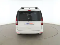 Usado VW Caddy Maxi 122 CV (89 kW) 2022 Blanco Monovolumen