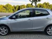 Usado Mazda 2 Active 86 CV (63 kW) 2008 Gris / plata Utilitario