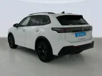 Usado VW Tiguan R-line 150 CV (110 kW) 2026 Blanco SUV