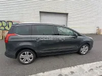 Usado Peugeot 5008 Allure 150 CV (110 kW) 2015 Gris / plata Monovolumen