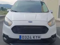 Usado Ford Transit Trend 102 CV (75 kW) 2019 Blanco Van
