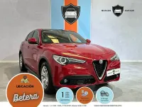Usado Alfa Romeo Stelvio Super 180 CV (132 kW) 2018 Granate SUV