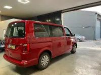 Usado VW Caravelle Trendline 114 CV (83 kW) 2016 Rojo Van