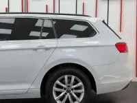 Usado VW Passat Executive 122 CV (89 kW) 2023 Blanco Familiar